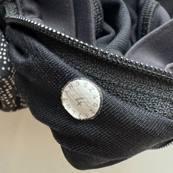 Lululemon Pace Perfect Short 3" Soundwave White Black Size 4 - Picture 7 of 12